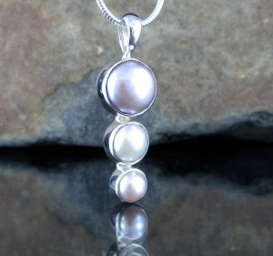 Multi- coloured Pearl Pendant