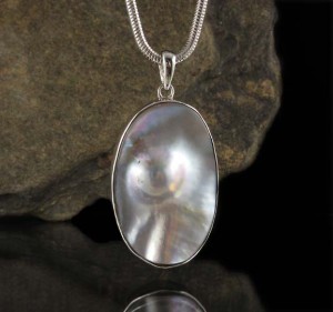 Blister Pearl Pendant Large