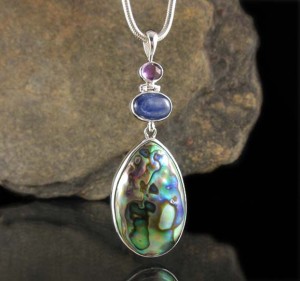 Amethyst & Kyanite & Paua Shell Pdt Lge