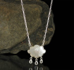 Mother of Pearl & White Topaz N/L