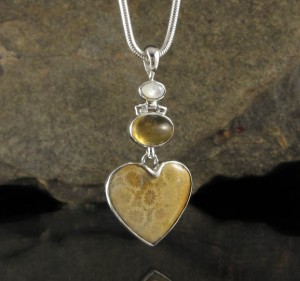 Mother of Pearl & Citrine & Fossil Coral Pdt Lge