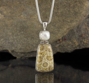Mother of Pearl & Fossil Coral Pdt Lge