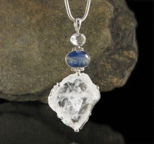 White Topaz & Kyanite & Aust. Desert Ice Quartz Pdt XL