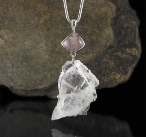 Morganite & Aust. Desert Ice Quartz Pdt XL