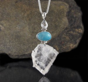 White Topaz & Amazonite & Aust. Desert Ice Quartz Pdt XL