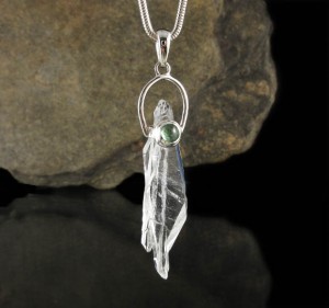 Emerald Kyanite & Faden Quartz Pdt Med