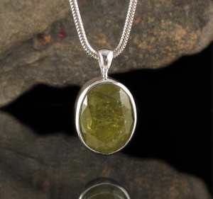 Grossular Garnet Pendant Sml