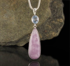 Blue Topaz & Kunzite Pdt Lge