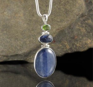 Peridot & Kyanite Pdt Med