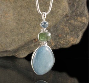 Blue Topaz & Kyanite & Aquamarine Pdt Lge