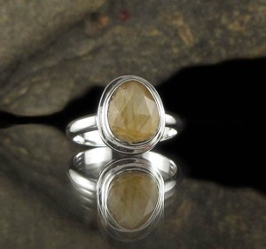 Golden Sheen Sapphire Ring