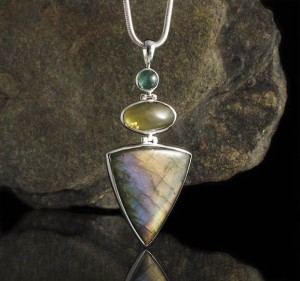 Emerald Kyanite & Citrine Labradorite Pdt Lge