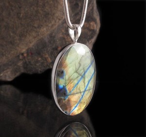 Labradorite Pendant Lge