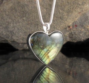 Labradorite Heart Pendant Lge