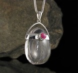 Raspberry Sapphire & Clear Quartz Pdt Lge