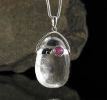 Raspberry Sapphire & Clear Quartz Pdt Lge
