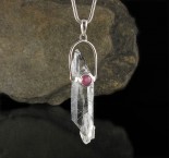 Raspberry Sapphire & Faden Quartz Pdt Lge
