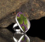 Stichtite in Serpentine Ring