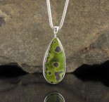 Stichtite in Serpentine Pdt Lge