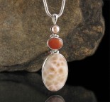 Pearl & Apricot Moonstone & Thomsonite Pdt Lge