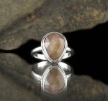 Golden Sheen Sapphire Ring