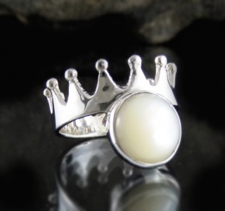 SALE Mother of Pearl Ring