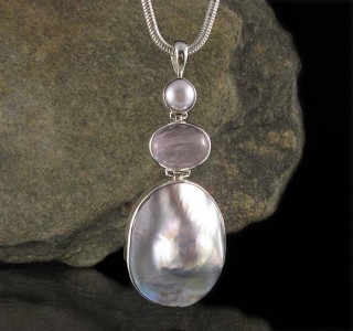 Pearl &  Kunzite & Blister Pearl Pdt Lge