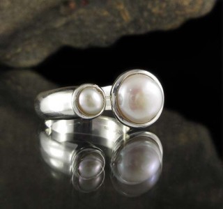 Pearl Ring