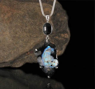 Black Tourmaline & Rainbow Moonstone Pdt Lge
