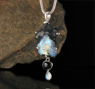 Rainbow Moonstone & Black Tourmaline Pdt Lge