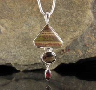 Cherry Creek Jasper & Smoky Quartz & Garnet Pdt Lge