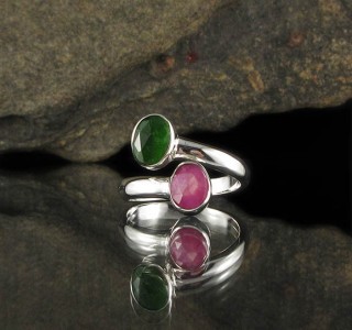 Raspberry Sapphire & Chrome Diopside Ring