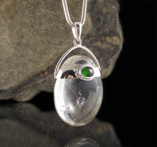 Chrome Diopside & Clear Quartz Pdt Lge