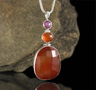 Mulberry Sapphire & Carnelian Pdt XL