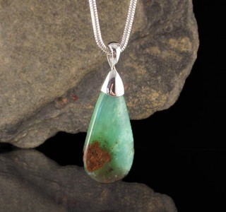Chrysoprase Pendant Med