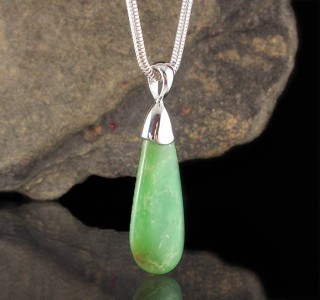 Chrysoprase Pendant Med