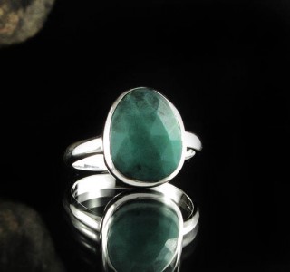Chrysoprase Ring