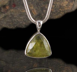 Grossular Garnet Pendant Sml
