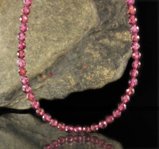 Rhodolite Garnet Faceted Bead N/L