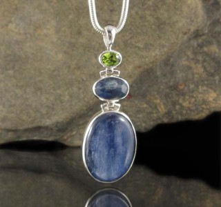 Peridot & Kyanite Pdt Med