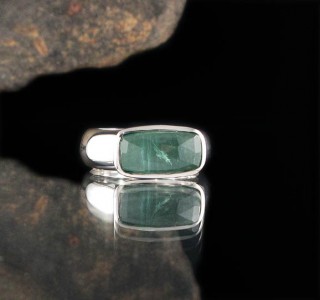 Emerald Kyanite Ring