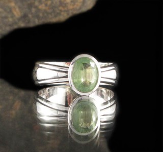 Green Kyanite Ring