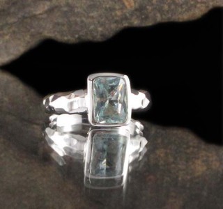 Aust. Aquamarine Ring