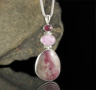 Tourmaline & Kunzite & Tourmaline in Quartz Pdt Lge