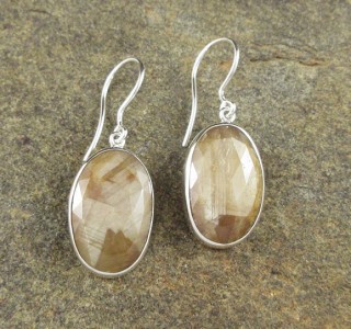 Golden Sheen Sapphire Earrings