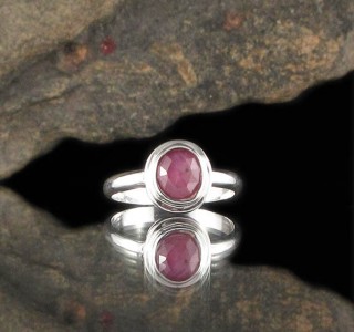 Raspberry Sapphire Ring