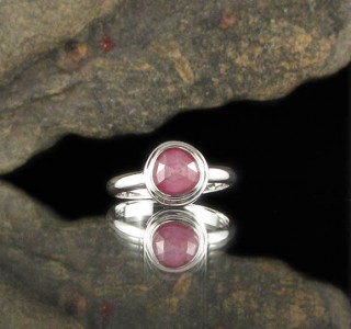 Raspberry Sapphire Ring