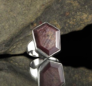 Mulberry Sapphire Ring