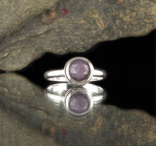 Mulberry Sapphire Ring