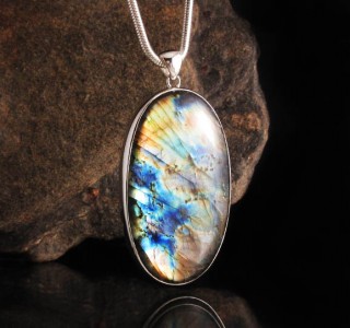 Labradorite Pendant XL